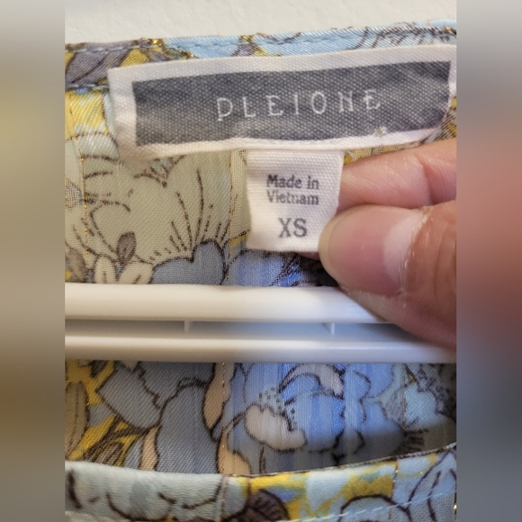 Pleione top - Picture 3 of 5